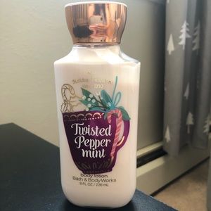 Bath & Body Twisted Peppermint Lotion NWT 8oz